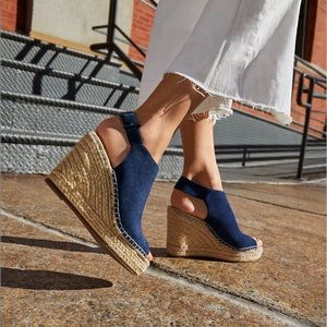 Kenneth Cole Wedges